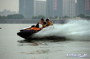 成人遥控摩托游艇视频