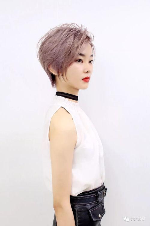 成人粘短发神器视频教学,打造时尚发型教程